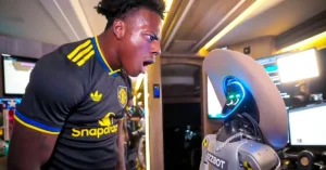 حمله به ربات انسان نما