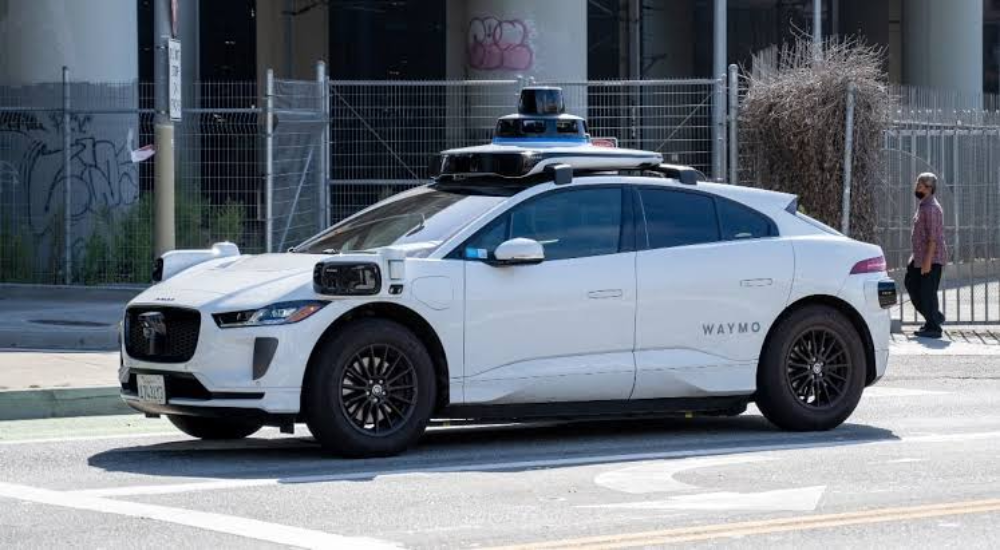 رباتاکسی‌های Waymo با ابزار Gemini 